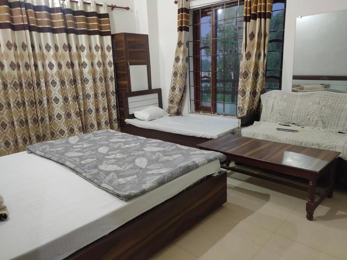 Arjun Guest House Pathānkot Dış mekan fotoğraf