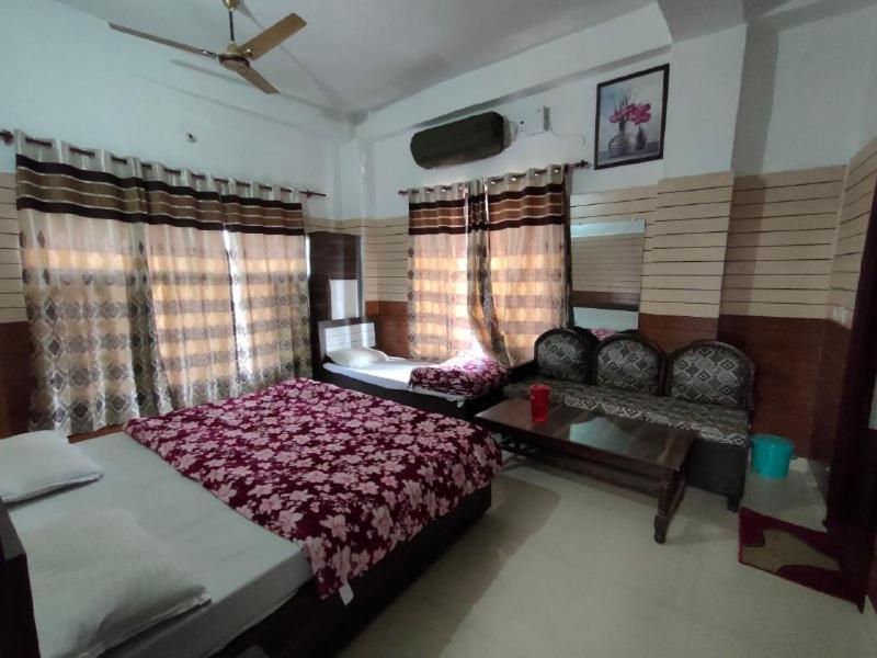Arjun Guest House Pathānkot Dış mekan fotoğraf